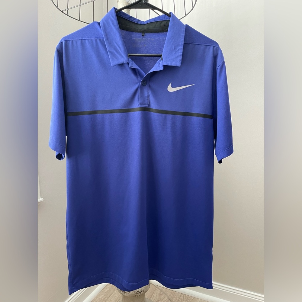 Nike Golf Men’s Standard Dri-Fit Polo Short Sleeve Blue Purple Sz. Medium